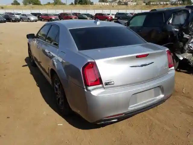 2C3CCAGG8JH250715 2018 CHRYSLER 300 S-2