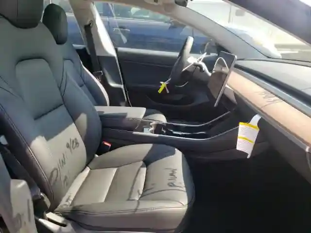 5YJ3E1EA3LF798859 2020 TESLA MODEL 3-4