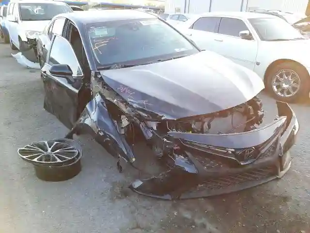4T1B11HK0JU081766 2018 TOYOTA CAMRY L-0