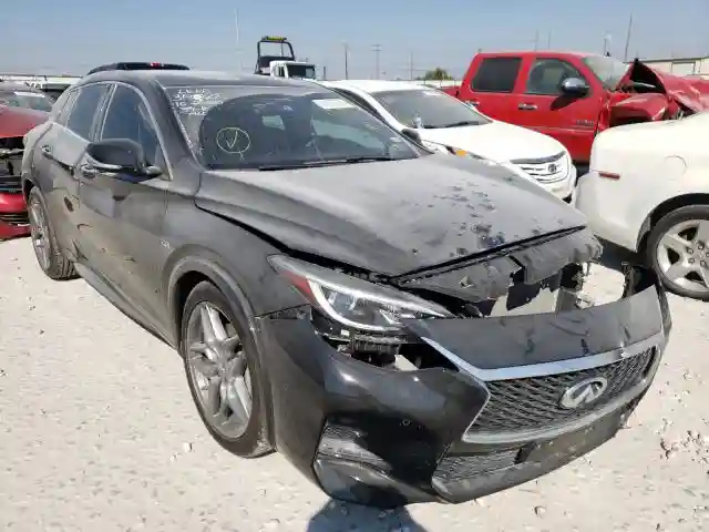 SJKCH5CPXJA054488 2018 INFINITI QX30 BASE-0