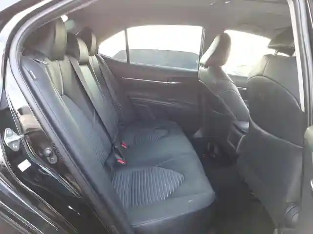 4T1B11HK0JU081766 2018 TOYOTA CAMRY L-5