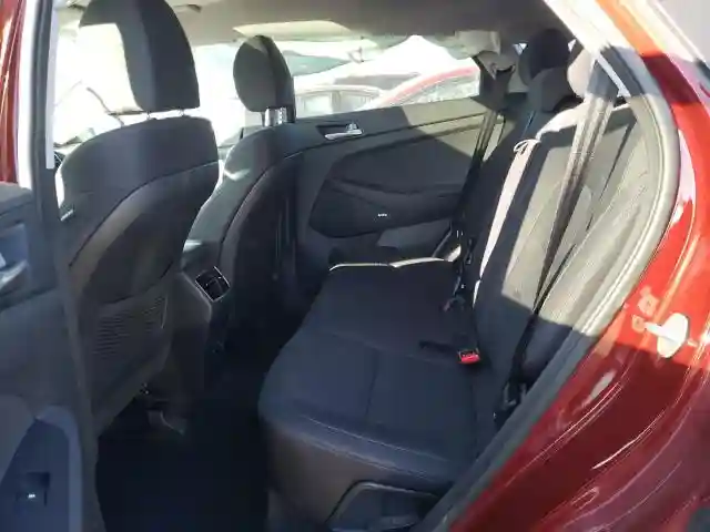 KM8J3CAL6KU847666 2019 HYUNDAI TUCSON LIMITED-5