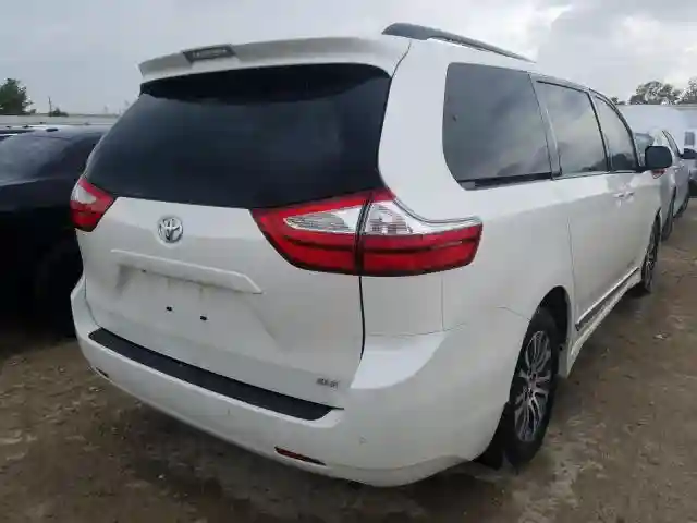 5TDYZ3DC9KS980942 2019 TOYOTA SIENNA XLE-3