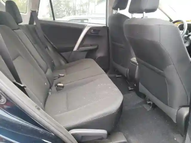 2T3BFREVXHW642376 2017 TOYOTA RAV4 LE-5