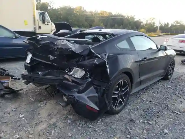 1FA6P8TH2J5162423 2018 FORD MUSTANG-3