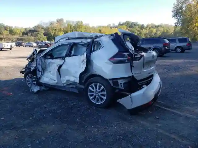 JN8AT2MV8JW304855 2018 NISSAN ROGUE S-2