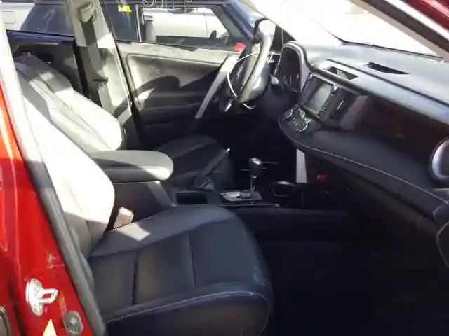 2T3DFREV6JW788076 2018 TOYOTA RAV4 LIMITED-4