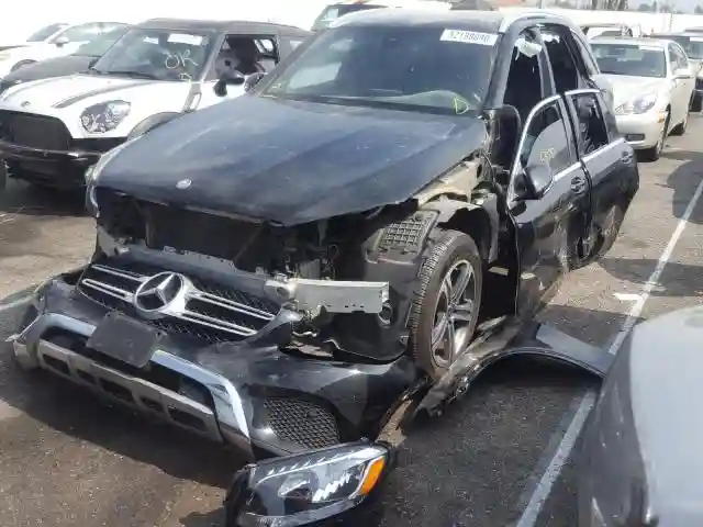WDC0G4JBXHF255437 2017 MERCEDES-BENZ GLC 300-1