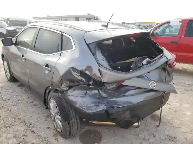 JN1BJ1CV0LW258302 2020 NISSAN ROGUE SPORT S-2