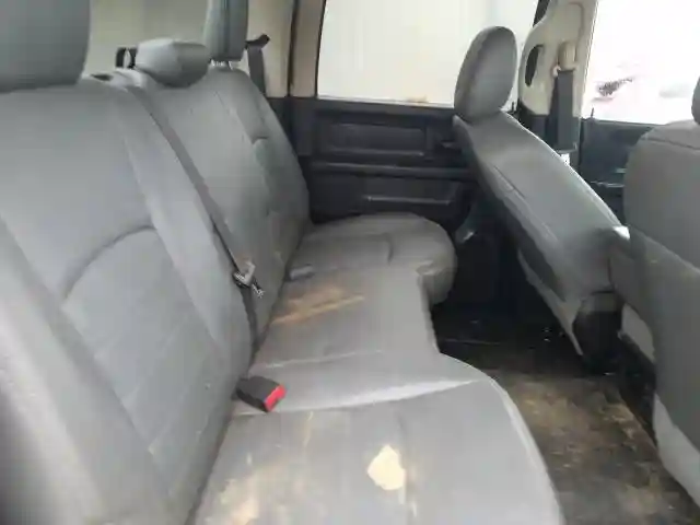 3C63RPGLXFG523100 2015 RAM 3500 ST-5
