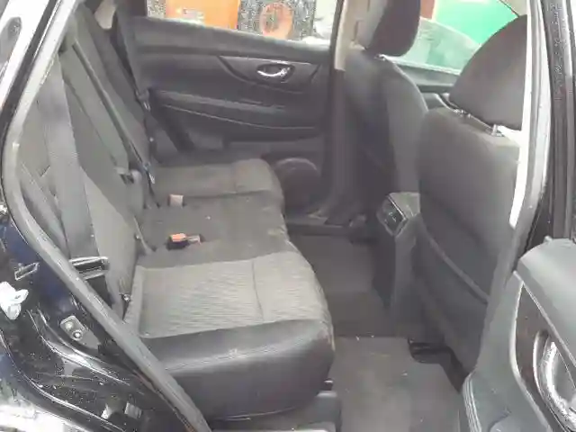 5N1AT2MT5JC759444 2018 NISSAN ROGUE S-5