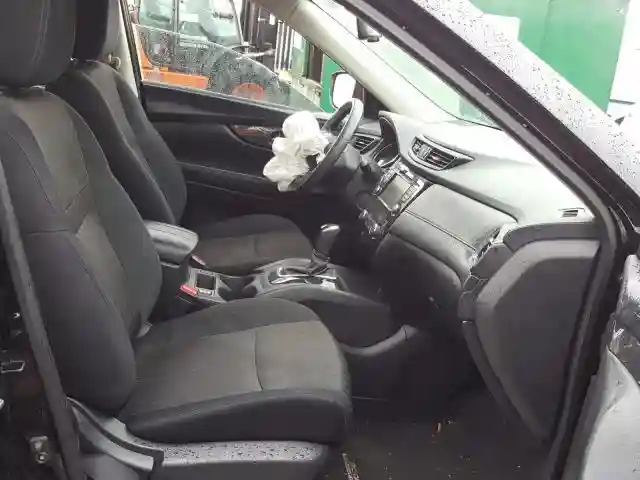 5N1AT2MT5JC759444 2018 NISSAN ROGUE S-4