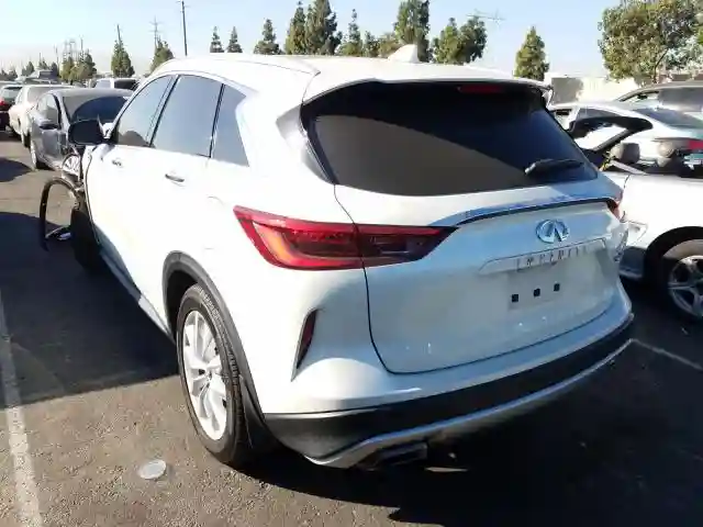 3PCAJ5M17KF117273 2019 INFINITI QX50 ESSENTIAL-2