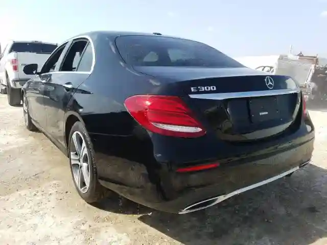 WDDZF4JB5HA173585 2017 MERCEDES-BENZ E 300-2