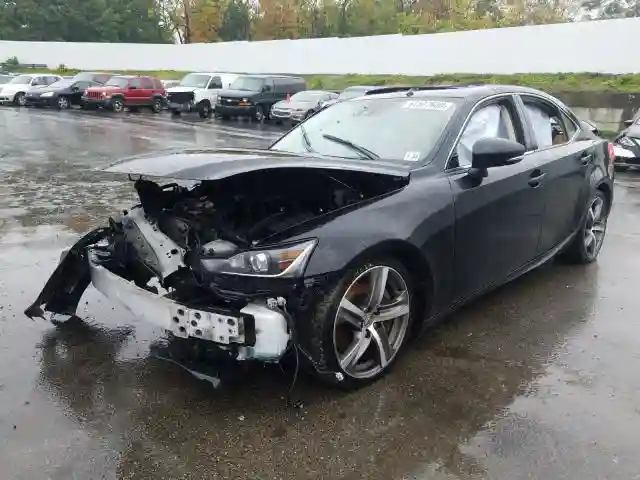 JTHC81D29J5026963 2018 LEXUS IS 300-1