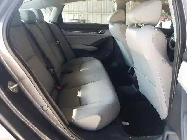 1HGCV1F1XKA166237 2019 HONDA ACCORD LX-5
