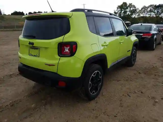 ZACCJBCB4HPF70172 2017 JEEP RENEGADE TRAILHAWK-3