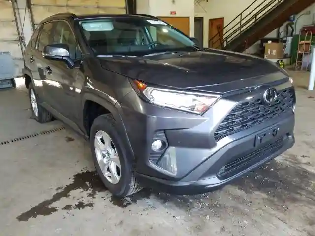 2T3P1RFV6LC134032 2020 TOYOTA RAV4 XLE-0