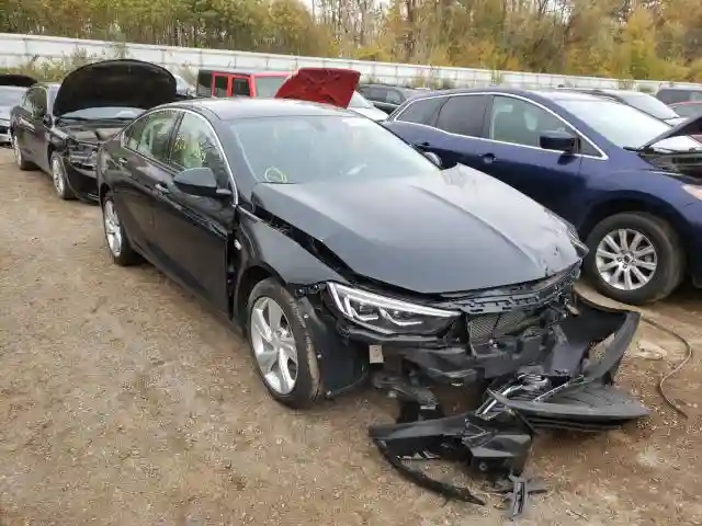 W04GL6SX1J1152958 2018 BUICK REGAL PREFERRED-0