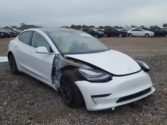5YJ3E1EB2LF720209 2020 TESLA MODEL 3-0