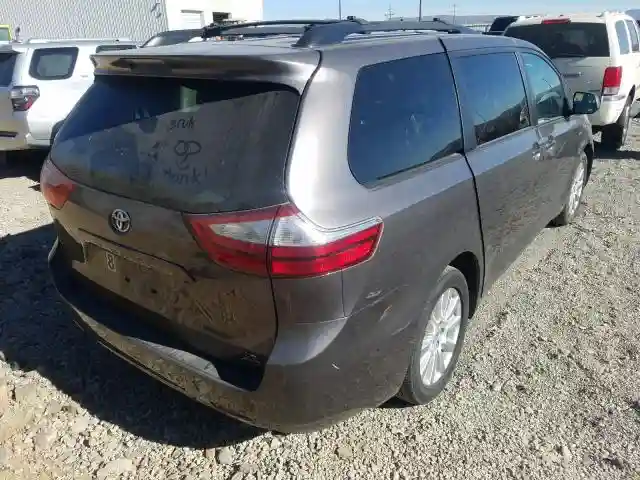 5TDJZ3DC5HS153207 2017 TOYOTA SIENNA LE-3