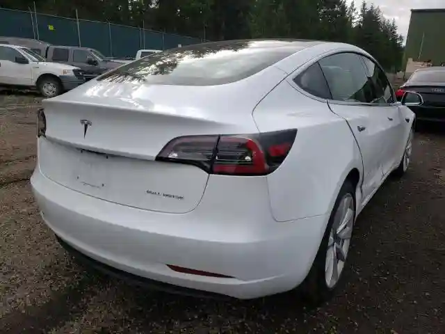 5YJ3E1EB0JF092387 2018 TESLA MODEL 3-3