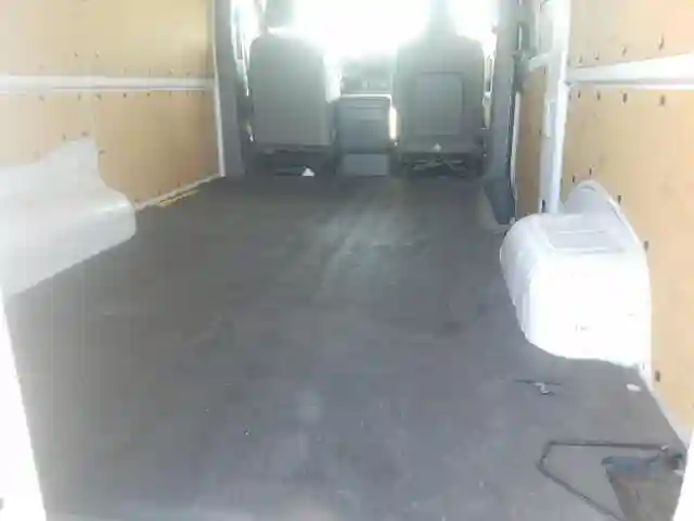 1N6AF0LY2KN810513 2019 NISSAN NV 2500 S-5