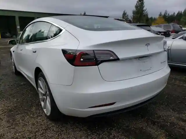 5YJ3E1EB0JF092387 2018 TESLA MODEL 3-2
