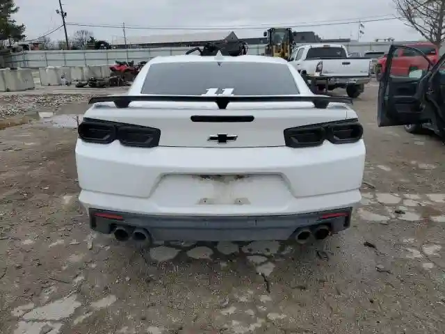 1G1FE1R73M0105700 2021 CHEVROLET CAMARO-5