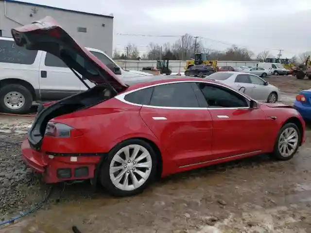 5YJSA1E29HF184387 2017 TESLA MODEL S-2