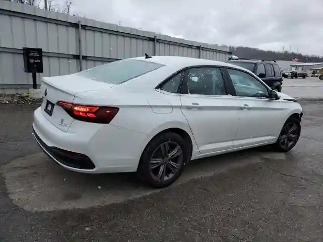 3VWEM7BU9PM049687 2023 VOLKSWAGEN JETTA-2