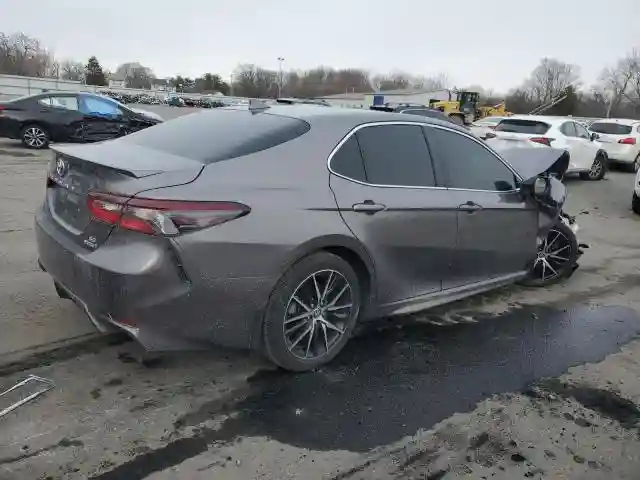 4T1G31AK9RU064888 2024 TOYOTA CAMRY-2