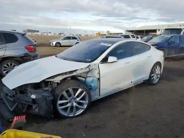 5YJSA1E24GF158505 2016 TESLA MODEL S-0