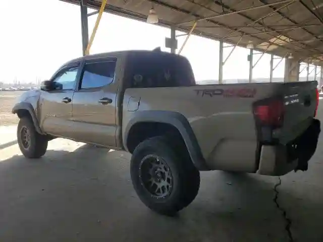 3TMCZ5AN1JM160641 2018 TOYOTA TACOMA-1