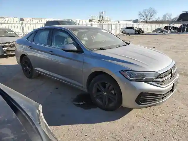3VW7M7BU8NM004469 2022 VOLKSWAGEN JETTA-3