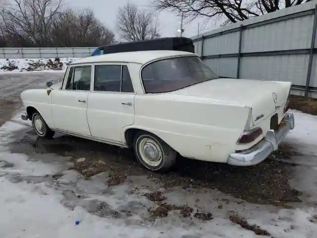 190DC041139D 1963 MERCEDES-BENZ 190-CLASS-1