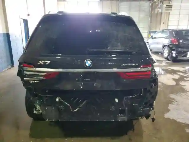 5UXCW2C59KL085810 2019 BMW X7-5