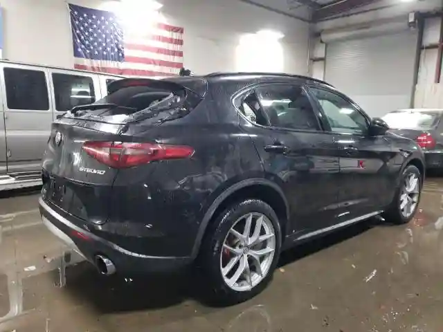 ZASFAKPN4J7B58362 2018 ALFA ROMEO STELVIO-2