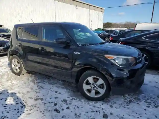 KNDJN2A26H7422827 2017 KIA SOUL-3