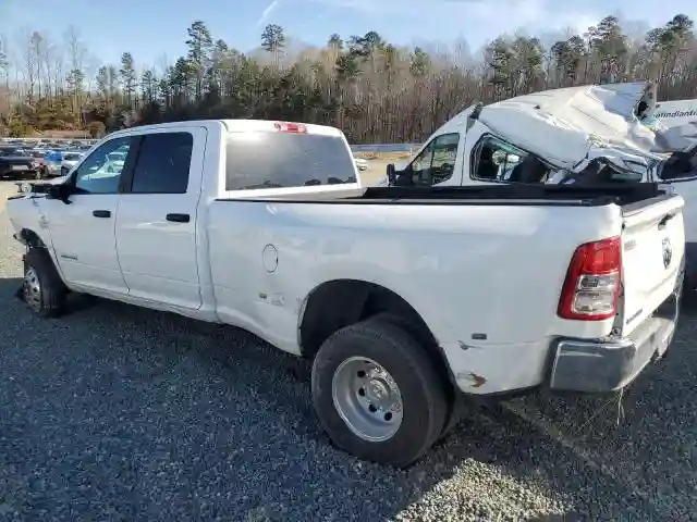 3C63RRHLXRG110382 2024 RAM 3500-1
