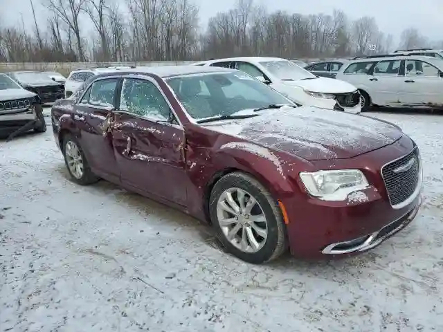 2C3CCAKG2GH220660 2016 CHRYSLER 300-3