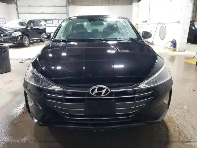 5NPD84LF2KH438283 2019 HYUNDAI ELANTRA-4