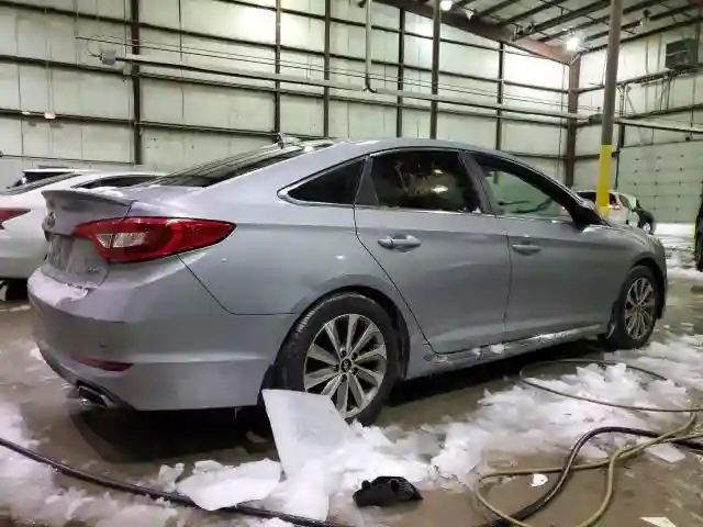 5NPE34AF4GH267825 2016 HYUNDAI SONATA-2