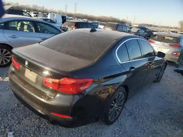 WBAJA7C5XJG907362 2018 BMW 5 SERIES-2