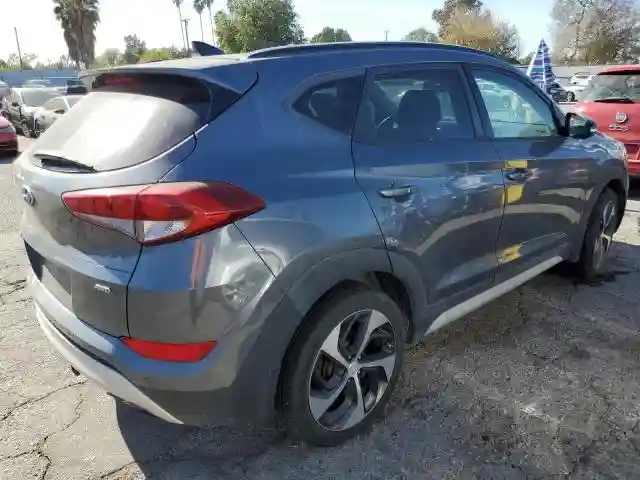 KM8J3CA23JU642635 2018 HYUNDAI TUCSON-2