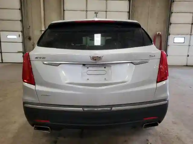 1GYKNDRS8HZ232420 2017 CADILLAC XT5-5