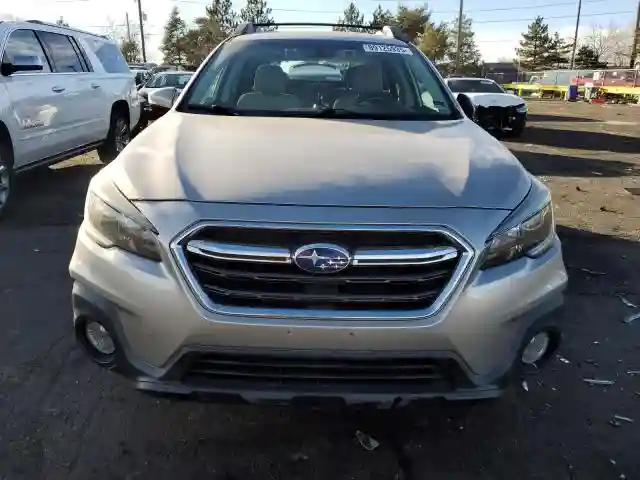 4S4BSAHC7J3256820 2018 SUBARU LEGACY-4