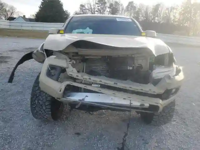 3TMCZ5AN3HM115324 2017 TOYOTA TACOMA-4