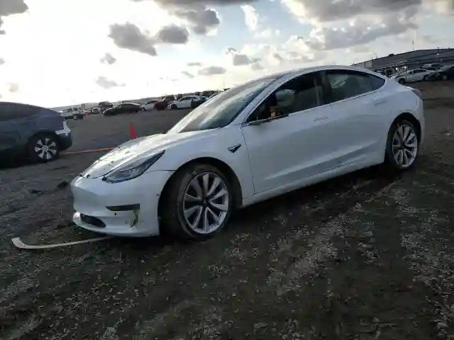 5YJ3E1EB1KF194203 2019 TESLA MODEL 3-0