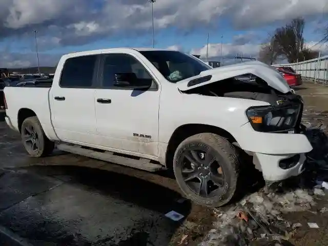 1C6SRFFT2RN184402 2024 DODGE RAM 1500-3